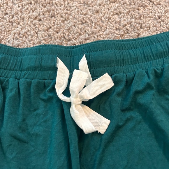 Elegant Teal Pajama Set with White Accents - Picture 4 of 7